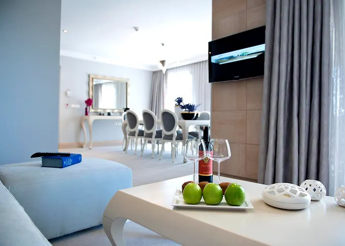 Hotel Ramada By Wyndham Bodrum Bitez