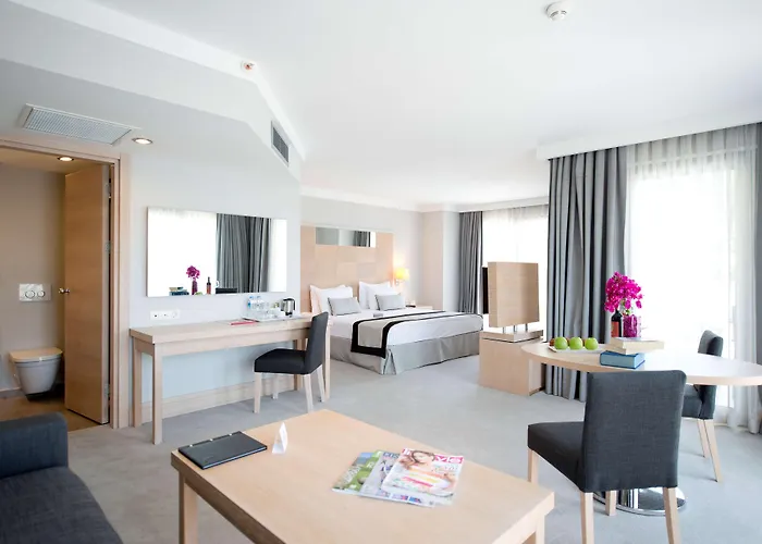 Ramada By Wyndham Bodrum Hotel