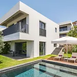 Ξενοδοχείο Ramada By Wyndham Bodrum 5*