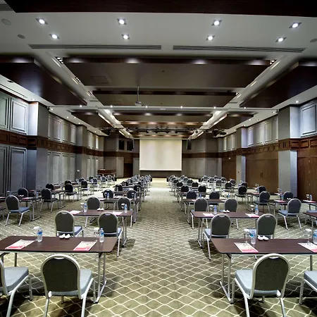 Ramada By Wyndham Bodrum فندق بيتيس
