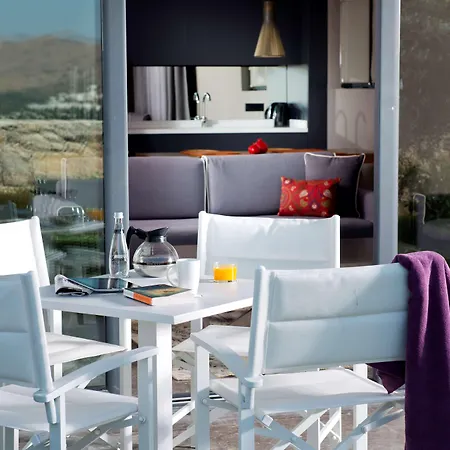 Ramada By Wyndham Bodrum فندق بيتيس