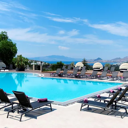 Hotel Ramada By Wyndham Bodrum 5*