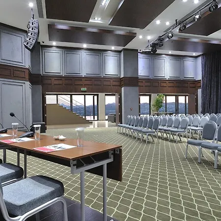 فندق Ramada By Wyndham Bodrum بيتيس