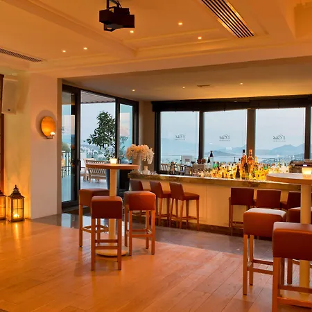Ramada By Wyndham Bodrum فندق