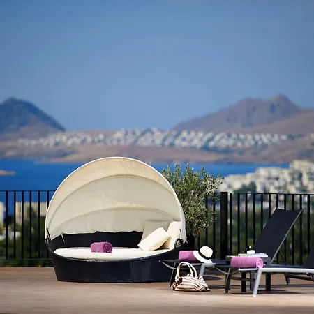 فندق Ramada By Wyndham Bodrum بيتيس
