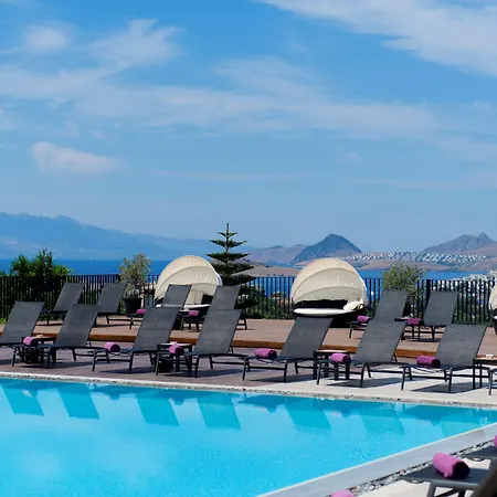 Ramada By Wyndham Bodrum 5*