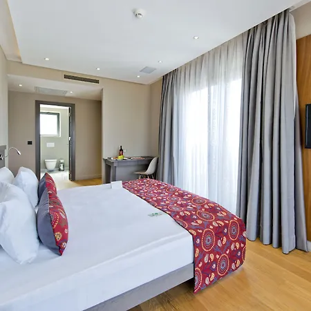 Ramada By Wyndham Bodrum 5* بيتيس