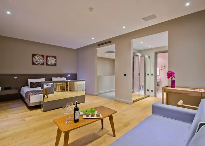 Hotell Ramada By Wyndham Bodrum